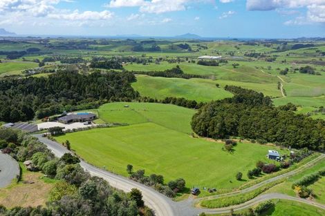 Photo of property in 241 Brooks Road, Waipu, 0582