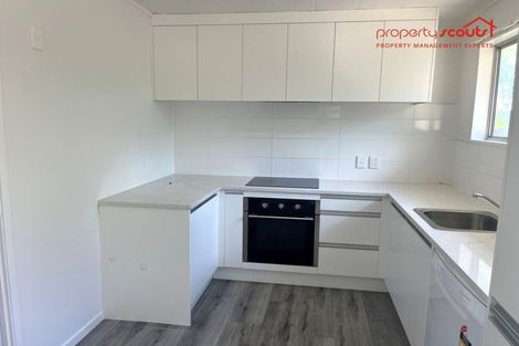 Photo of property in 4 Garton Drive, Massey, Auckland, 0614