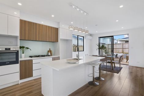 Photo of property in 4 Matahae Drive, Flat Bush, Auckland, 2019