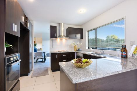 Photo of property in 6 Riverglade Parkway, Te Atatu South, Auckland, 0610