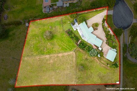 Photo of property in 46 Broadwood Rise, Kumeu, 0892