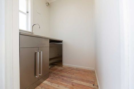 Photo of property in 9b Lawrence Street, Otane, 4202