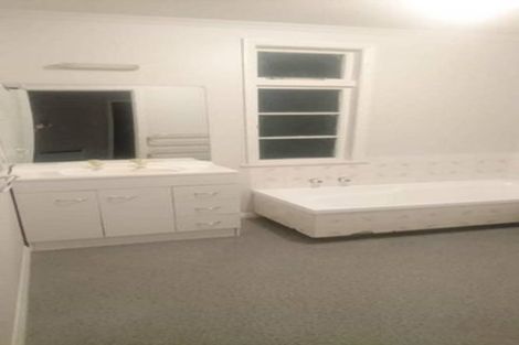 Photo of property in 11 East Street, Terrace End, Palmerston North, 4410