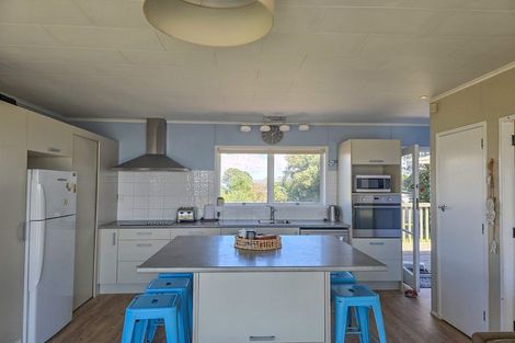 Photo of property in 585 Pukehina Parade, Pukehina, 3189
