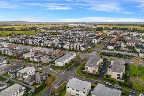Photo of property in 27 Whenuapai Drive, Whenuapai, Auckland, 0618