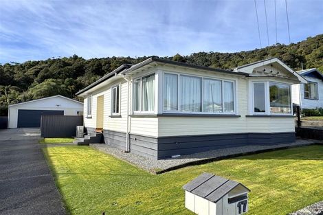 Photo of property in 17 Ashmore Avenue, Cobden, Greymouth, 7802
