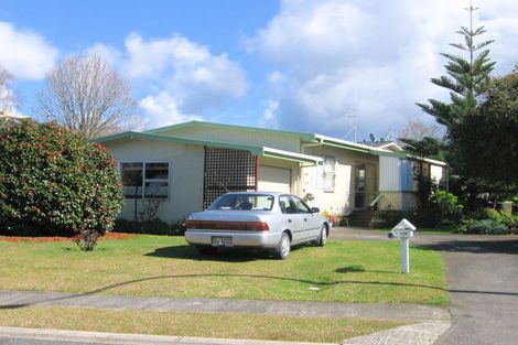 Photo of property in 120 Moana Anu Anu Avenue, Whangamata, 3620