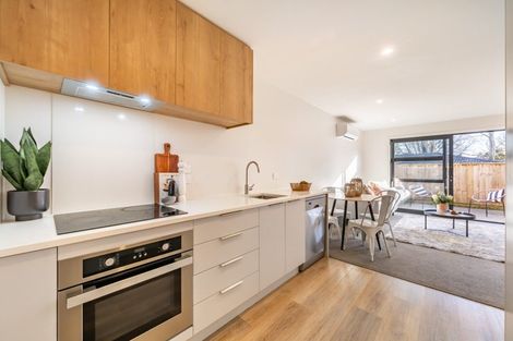 Photo of property in 7/240 Stokes Valley Road, Stokes Valley, Lower Hutt, 5019