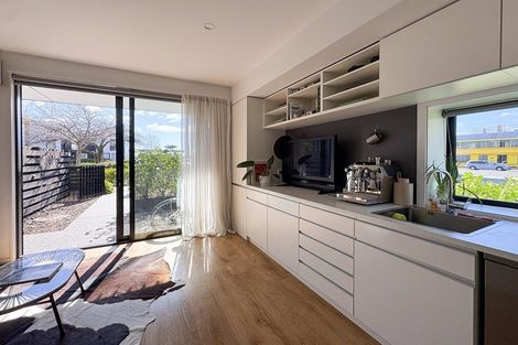 Photo of property in 21/6 Waverley Street, Sydenham, Christchurch, 8023