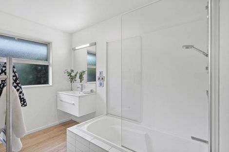 Photo of property in 4 Levinge Lane, Hillmorton, Christchurch, 8024