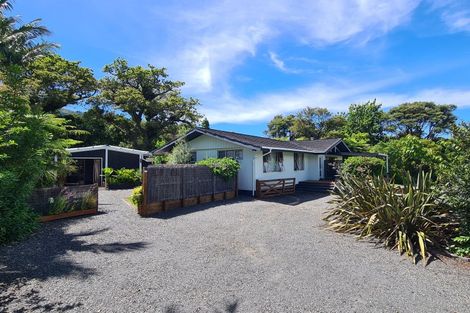 Photo of property in 30 Driving Creek Road, Coromandel, 3506