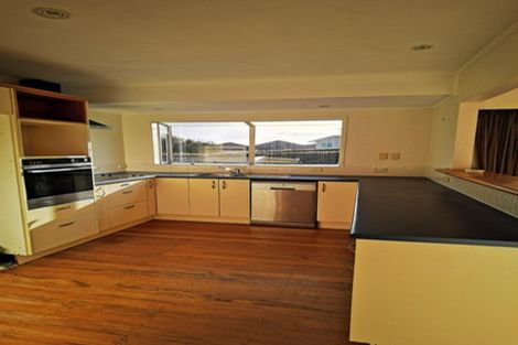 Photo of property in 3 Santa Rosa Terrace, Forrest Hill, Auckland, 0620