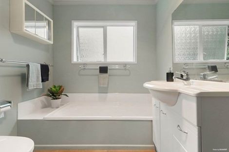 Photo of property in 86 Hull Road, Waiuku, 2682