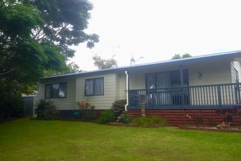 Photo of property in 37 Puriri Road, Pukekohe, 2120
