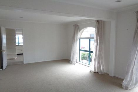 Photo of property in 52 The Parade, Bucklands Beach, Auckland, 2012