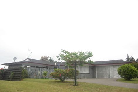 Photo of property in 11 Randell Place, Te Puke, 3119