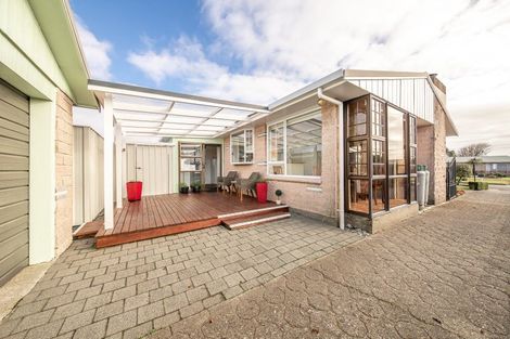 Photo of property in 38 Lyndhurst Street, Westport, 7825