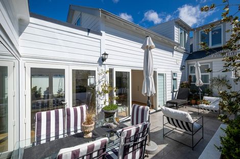 Photo of property in 205 Collingwood Street, Nelson, 7010