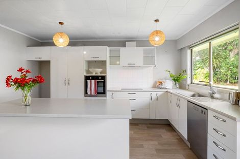 Photo of property in 19 Wesley Avenue, Frankleigh Park, New Plymouth, 4310