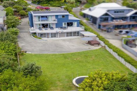Photo of property in 48 Kotare Street, Waikanae, 5036