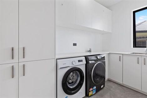 Photo of property in 10 Goodland Place, Rolleston, 7614