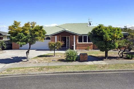 Photo of property in 13 Saunders Crescent, Stoke, Nelson, 7011