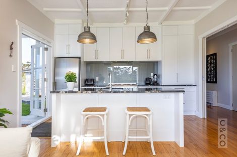 Photo of property in 93 Alf Access Road, Helensville, 0875