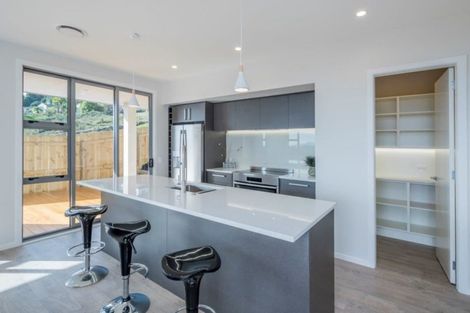 Photo of property in 99 Kakariki Grove, Waikanae, 5036