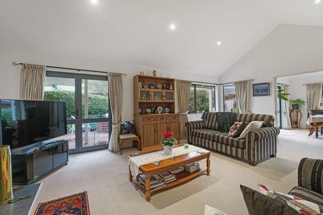 Photo of property in 35 Regent Drive, Paraparaumu Beach, Paraparaumu, 5032