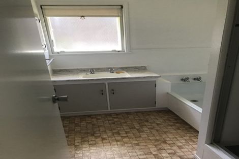 Photo of property in 4/30 Campbell Road, Onehunga, Auckland, 1061