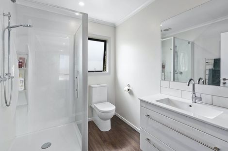 Photo of property in 12 Grumman Lane, Newlands, Wellington, 6037