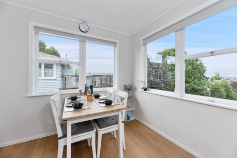 Photo of property in 216a Sturges Road, Henderson, Auckland, 0612