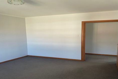 Photo of property in 36 Awaroa Road, Sunnyvale, Auckland, 0612