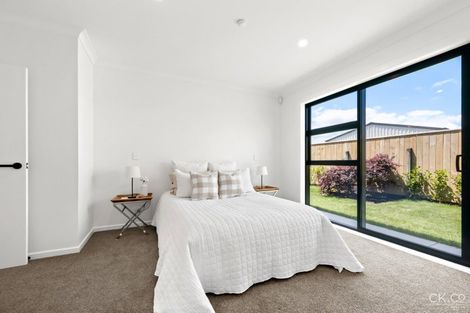 Photo of property in 54a Brentwood Street, Trentham, Upper Hutt, 5018