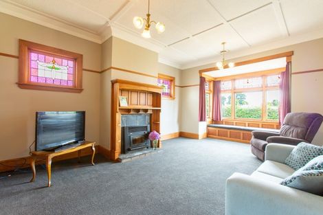 Photo of property in 82 Aerodrome Road, Dannevirke, 4972