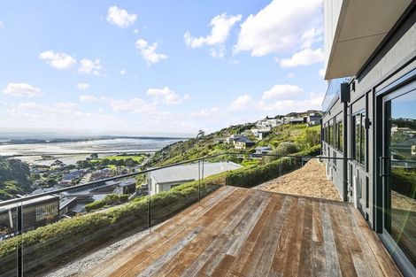 Photo of property in 13 Saint Remy Lane, Redcliffs, Christchurch, 8081