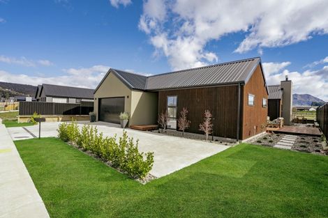 Photo of property in 57 Pounamu Avenue, Albert Town, Wanaka, 9305