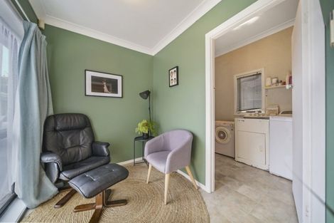 Photo of property in 13 Birdwood Avenue, Papatoetoe, Auckland, 2025