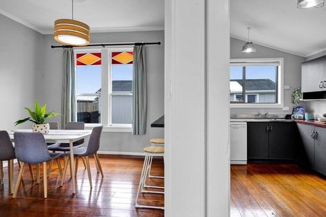Photo of property in 16a Sunnyvale Street, Bell Block, New Plymouth, 4312