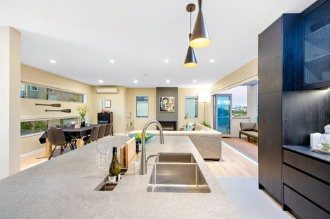 Photo of property in 26 Remuremu Street, Long Bay, Auckland, 0630