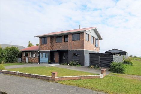 Photo of property in 165 Revell Street, Hokitika, 7810