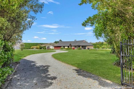 Photo of property in 27 Pohutukawa Drive, Levin, 5571
