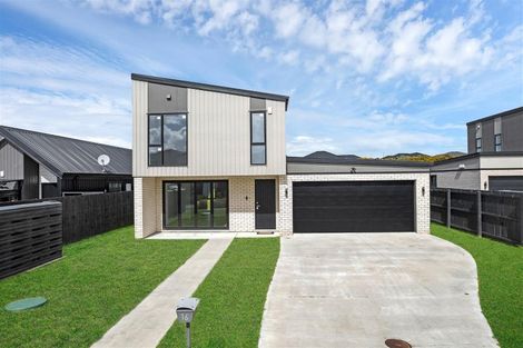 Photo of property in 16 Waikaha Street, Pokeno, 2472