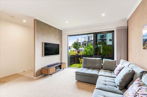 Photo of property in 28 Nugget Avenue, Hobsonville, Auckland, 0616