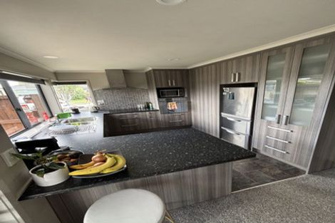 Photo of property in 5 Nobleman Place, Hamilton East, Hamilton, 3216