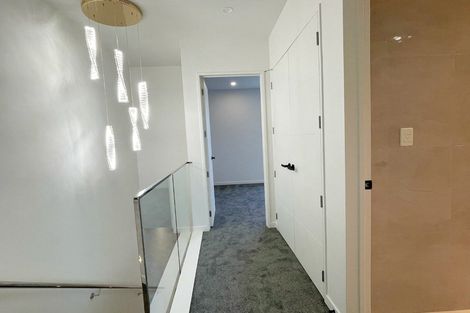 Photo of property in 3 Heketara Way, Massey, 0614