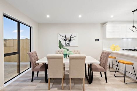 Photo of property in 18 Skua Road, Hobsonville, Auckland, 0616