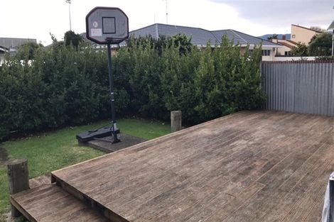 Photo of property in 42 Durham Street, Levin, 5510