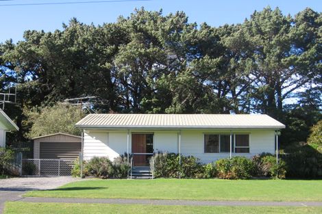 Photo of property in 37 Waite Street, Featherston, 5710