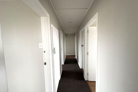 Photo of property in 1 Thornton Place, Melville, Hamilton, 3206